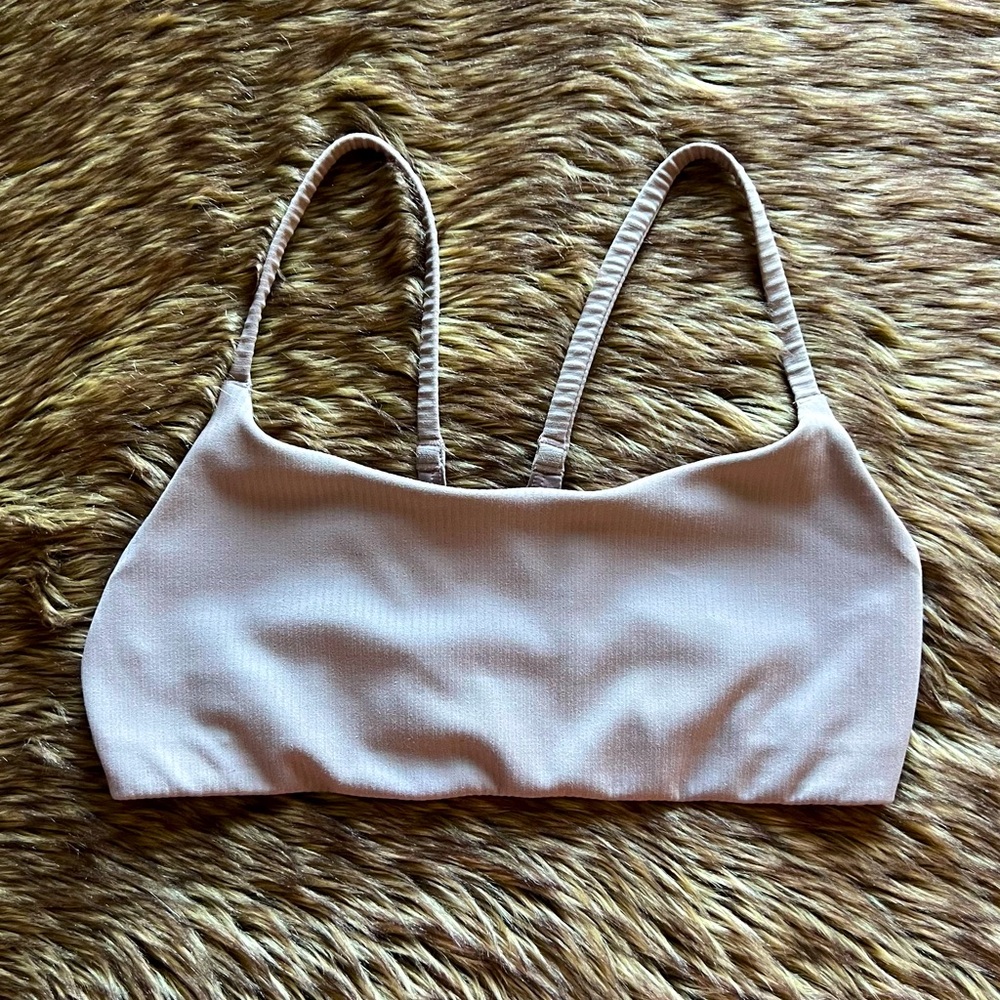 Lululemon Athletica Wunder Train Strappy Racer Bra A/B cup